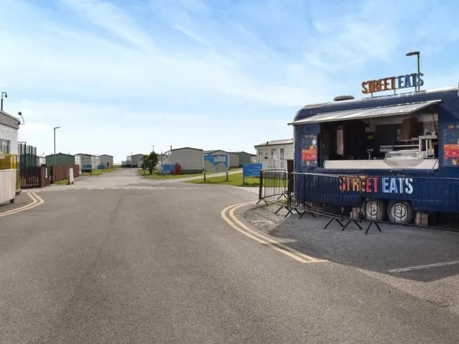 6 Berth Holiday Home On Ocean Edge Near Morecambe Heysham Exterior photo